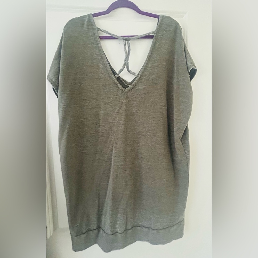Express Dress - Picture 2 of 3